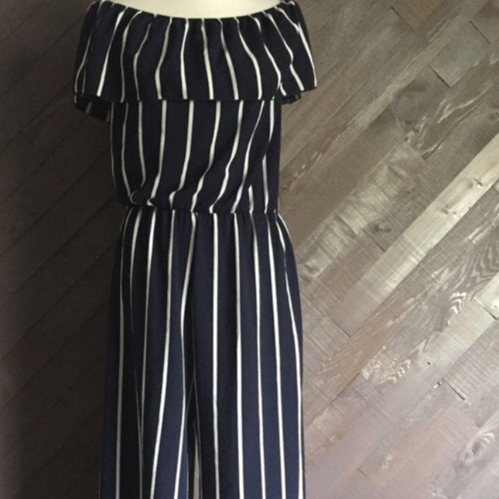 Jumpsuit - Picture 4 of 4